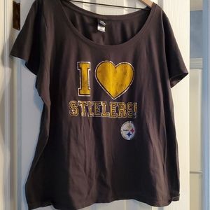 NFL team apparel T shirt